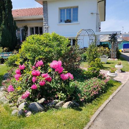 Chambre D'Hotes Les Hortensias Gelos Exteriör bild
